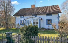 Nice Home In Alsterbro With Sauna, Alsterbro
